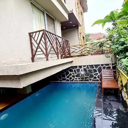 Yellowbrick Villa - Near Market /Swimming Pool/ Ac/ Luxurious Lonavala Exterior photo