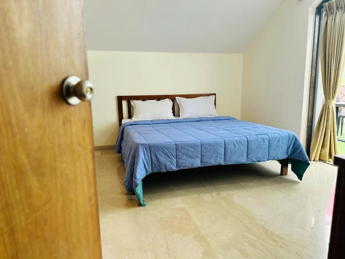 Villa Yellowbrick - Near Market /swimming Pool/ Ac/ Luxurious Lonavala