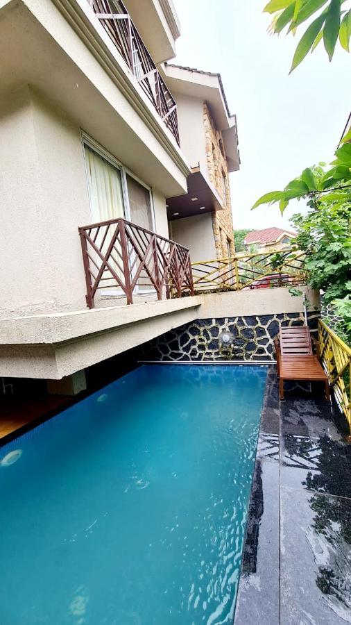 Yellowbrick - Near Market /swimming Pool/ Ac/ Luxurious Villa Lonavala
