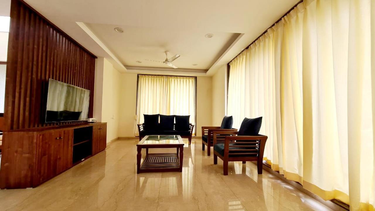 Yellowbrick - Near Market /swimming Pool/ Ac/ Luxurious Villa Lonavala