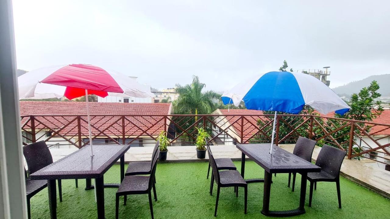 Yellowbrick - Near Market /swimming Pool/ Ac/ Luxurious *