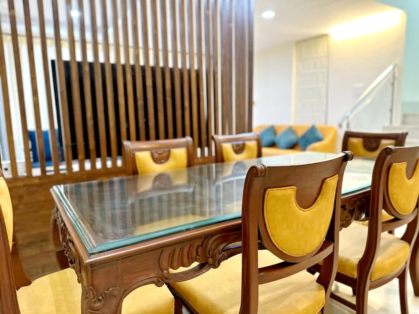 Yellowbrick - Near Market /swimming Pool/ Ac/ Luxurious Villa Lonavala